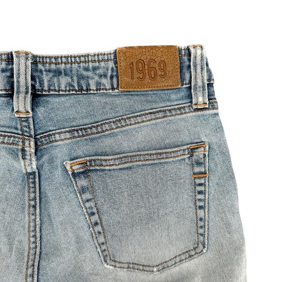Vintage Gap "1969" Custom Upcycled Cut-Off Denim Jean Shorts Distressed 10 - Picture 6 of 6